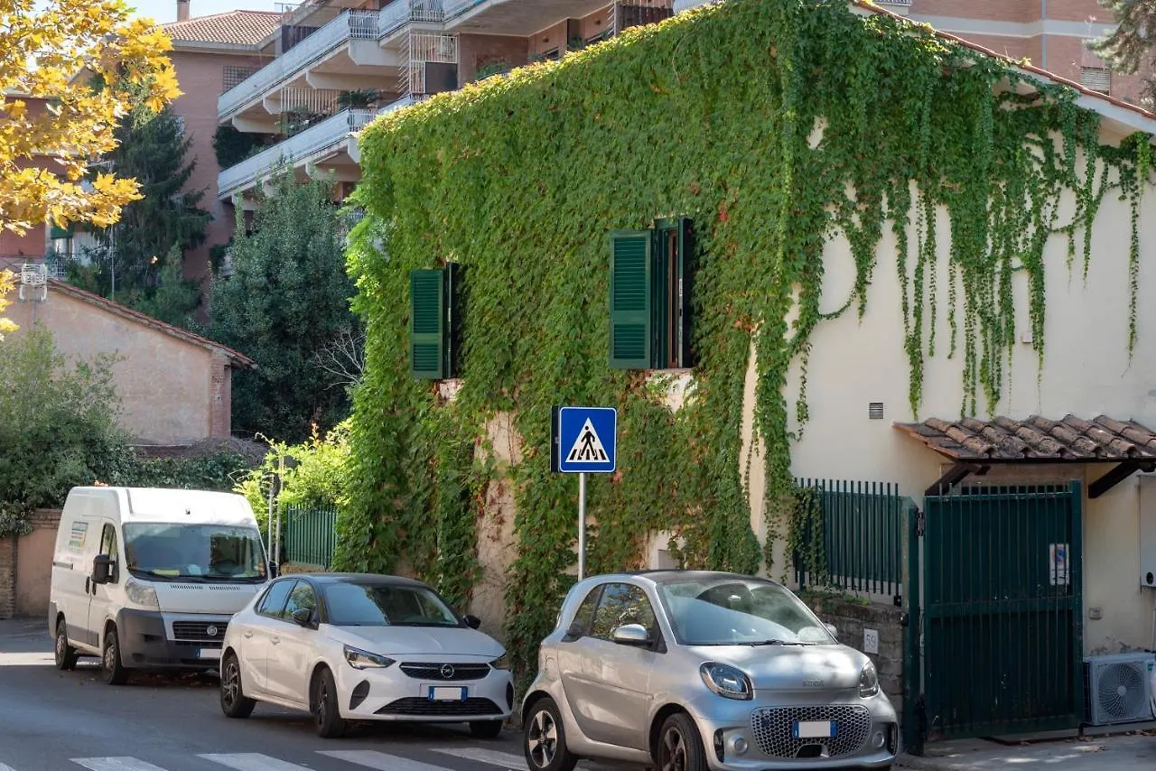 Bosco Hotel Rome 0*,  Italy